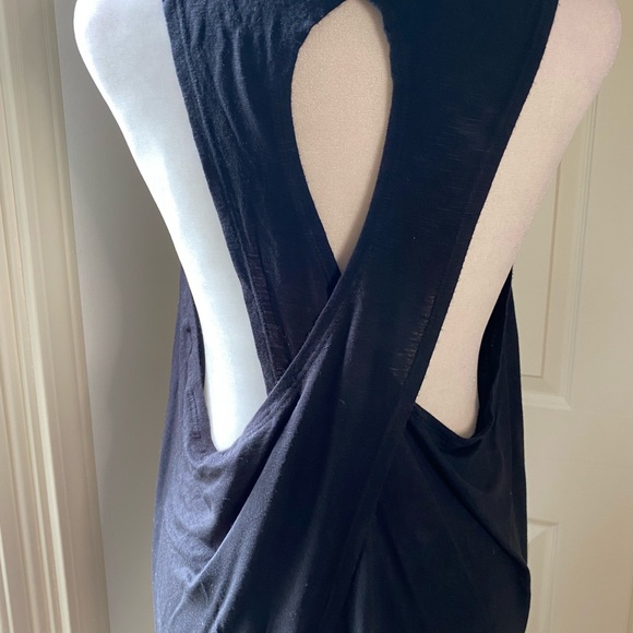 SOLD Womens Champion Active Top - Picture 4 of 5